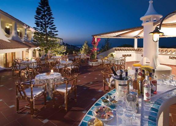 Hotel Punta Est Baja Sardinia Costa Smeralda